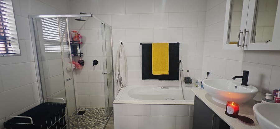 3 Bedroom Property for Sale in Tergniet Western Cape
